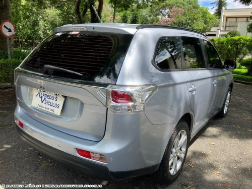 Mitsubishi OUTLANDER 2.0 2013/2014